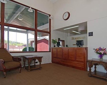 Rodeway Inn 브레바드 내부 사진