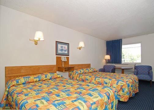 Rodeway Inn 브레바드 객실 사진